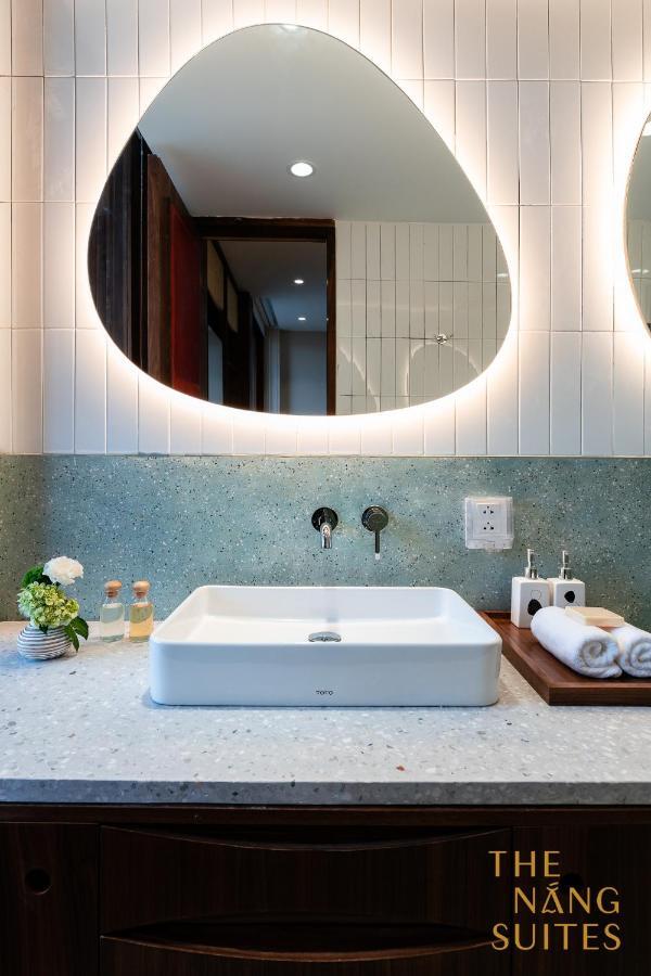 The Nang Suites Da Nang Buitenkant foto